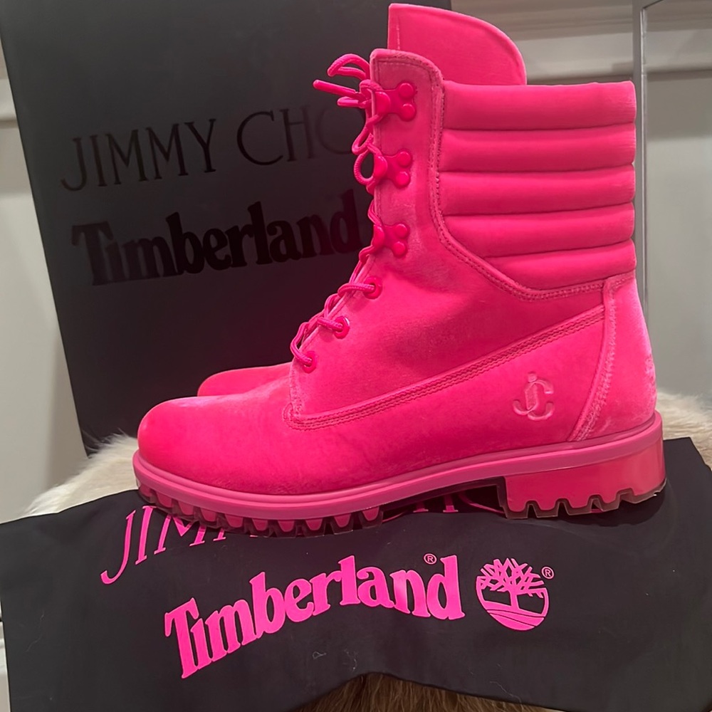 💯 percent auth. Jimmy choo x Timberland 💕💕💕